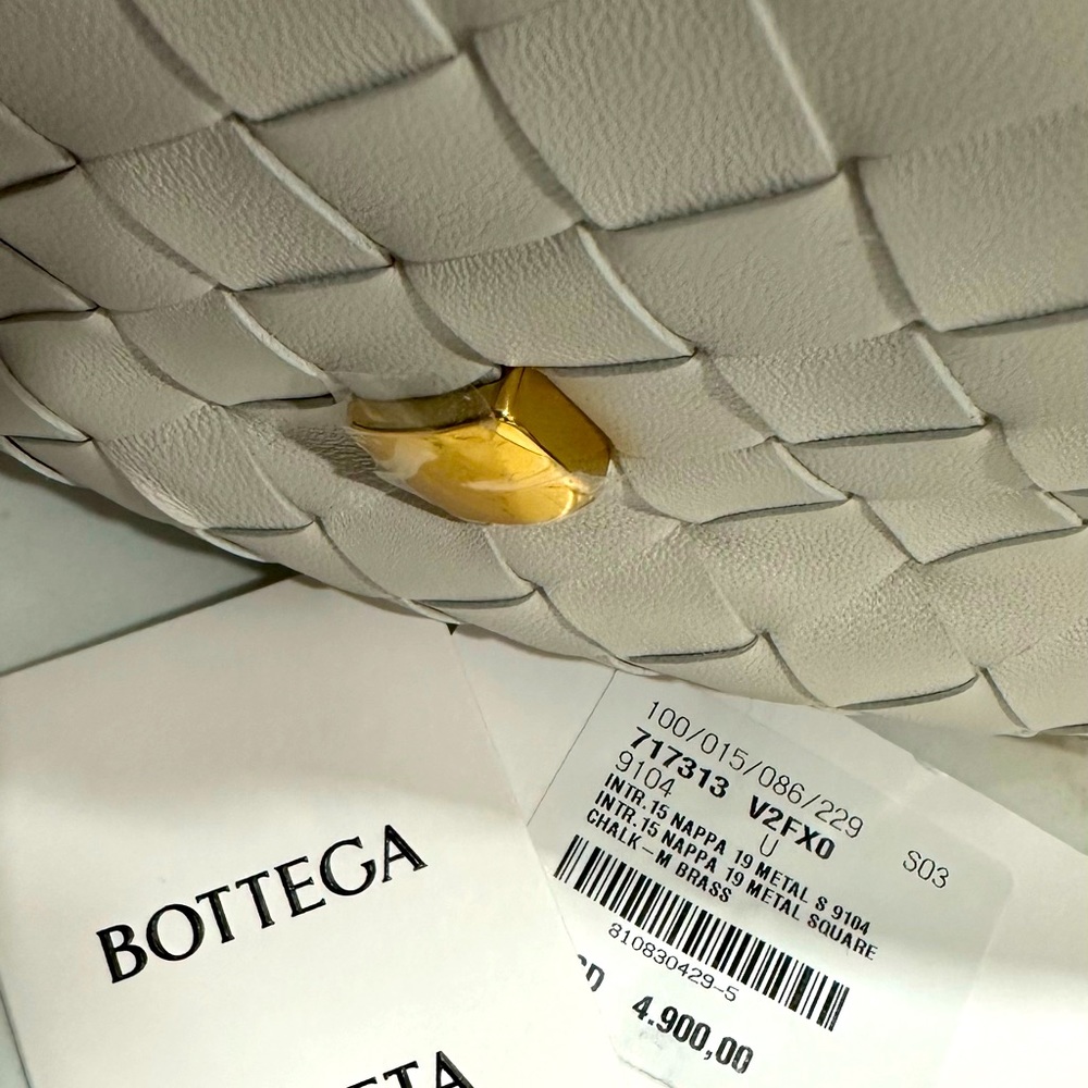 bottega veneta